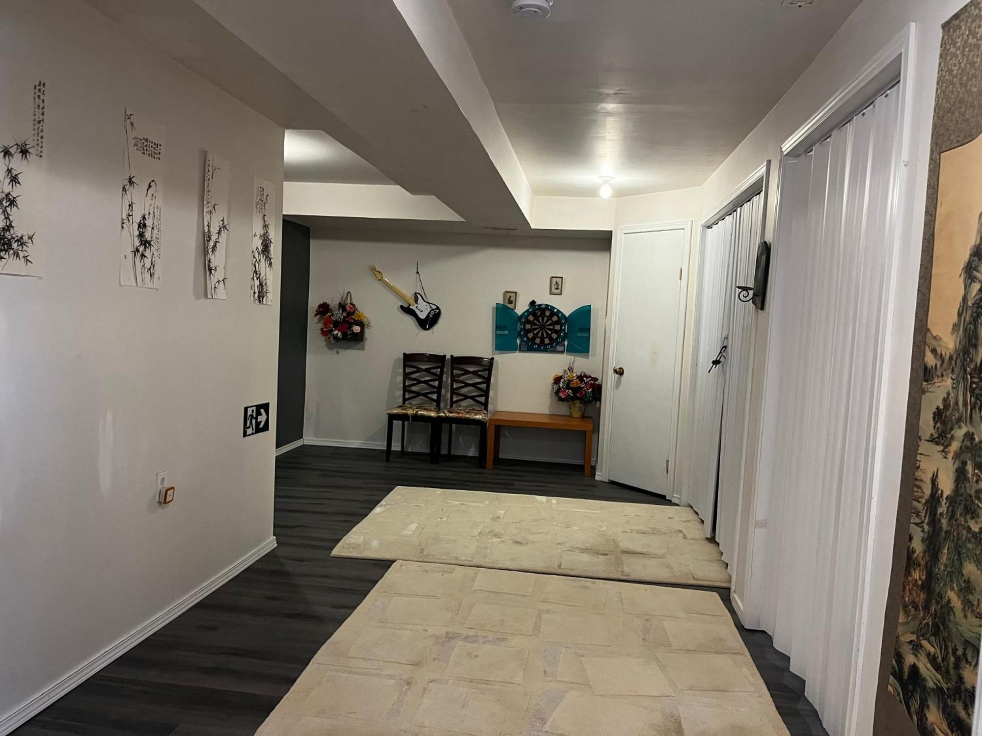 Hidden Valley New Basement Suite With Private Bathroom! YYC Exteriör bild