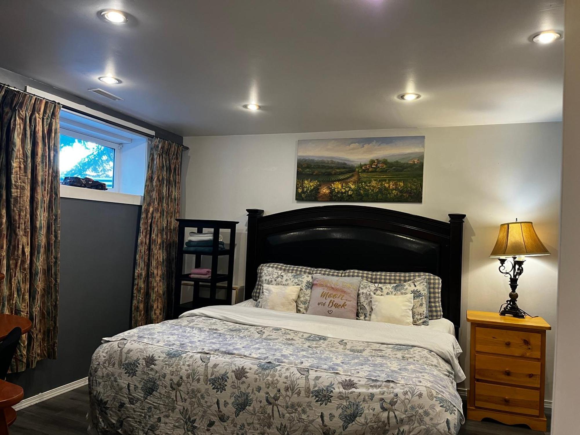 Hidden Valley New Basement Suite With Private Bathroom! YYC Exteriör bild